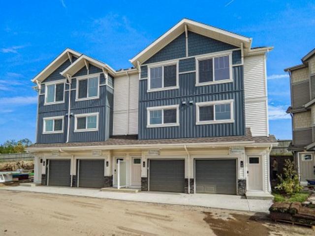 Townhouse for sale in Hawks Ridge, Edmonton