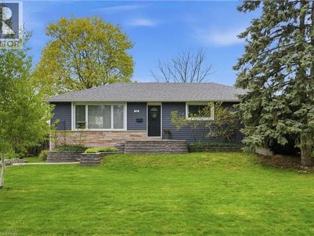 House for sale in Ancaster, Ontario