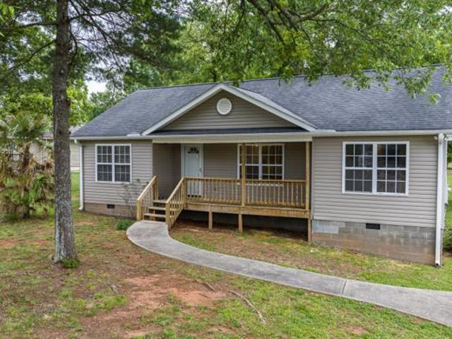 House for sale in Royston, Georgia