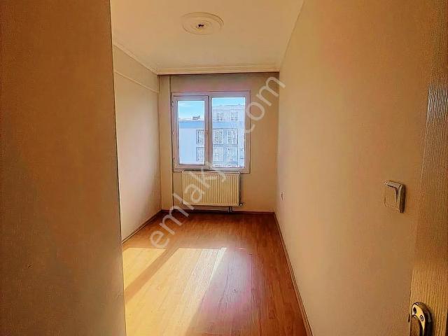 Buca, İzmir içerisinde kiralık mülk