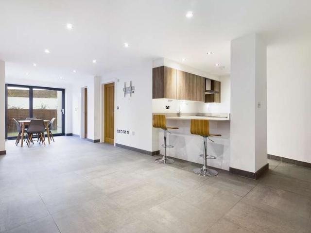 Apartment for rent in Nangreaves, Wales