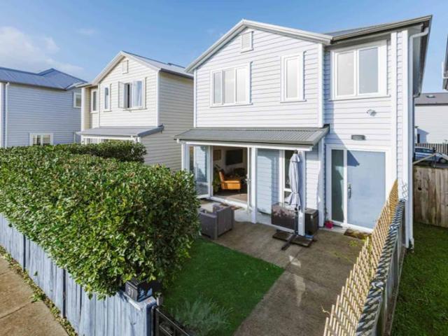 House for sale in Papakura