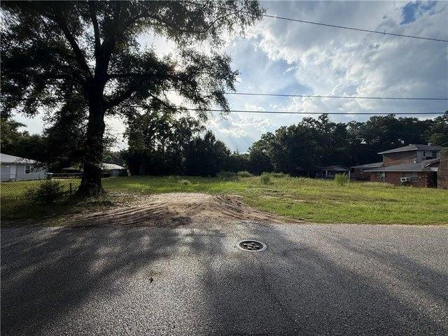 Land for sale in Saraland, Mobile County
