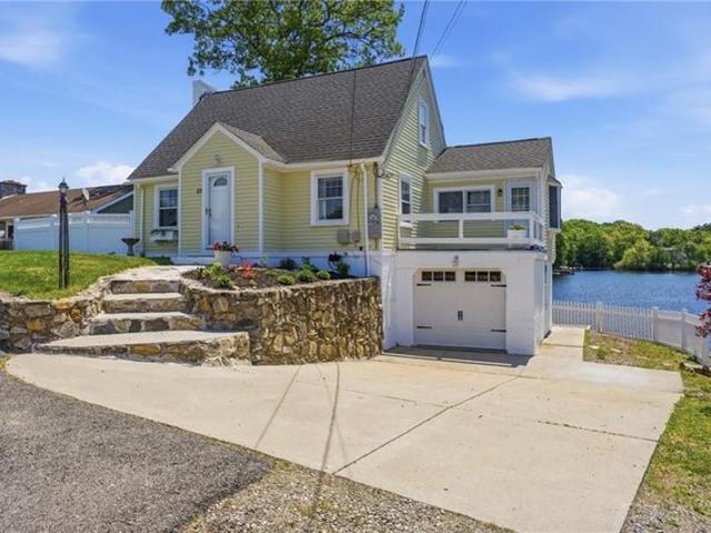 House for sale in Smithfield, Rhode Island