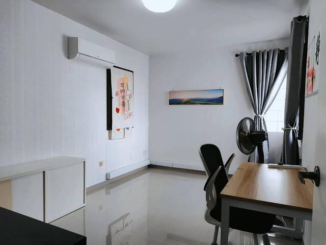 Condominium for rent in Choa Chu Kang, 05 South West