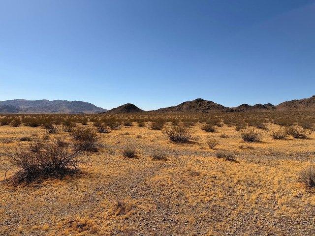 Land for sale in Lucerne Valley, California