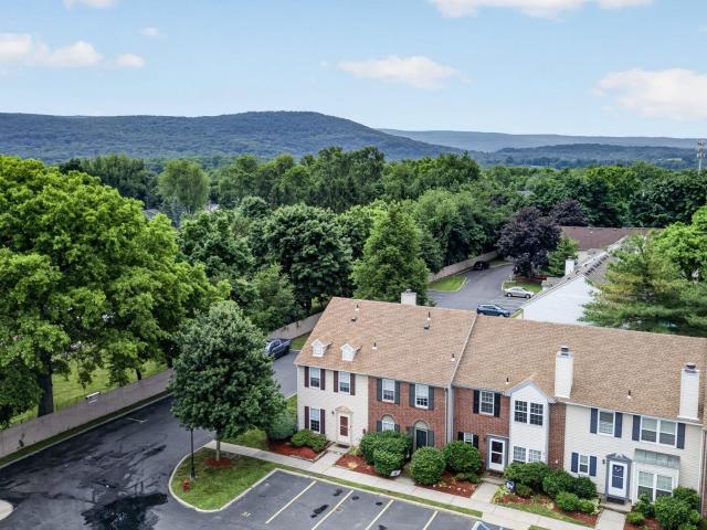Condo for sale in Washingtonville, New York