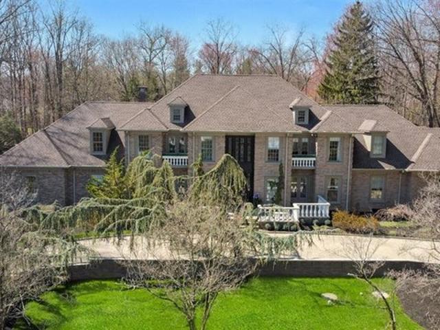 House for sale in Saddle River, New Jersey