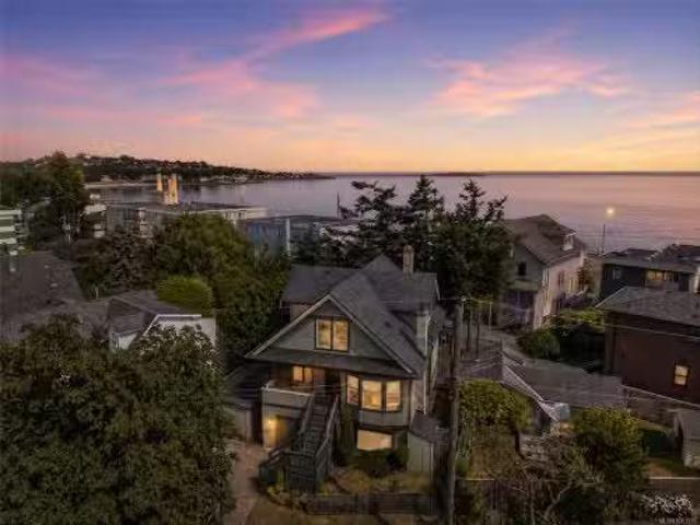 House for sale in Victoria, British Columbia