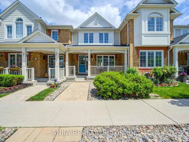 Townhouse for sale in Woburn, Ontario