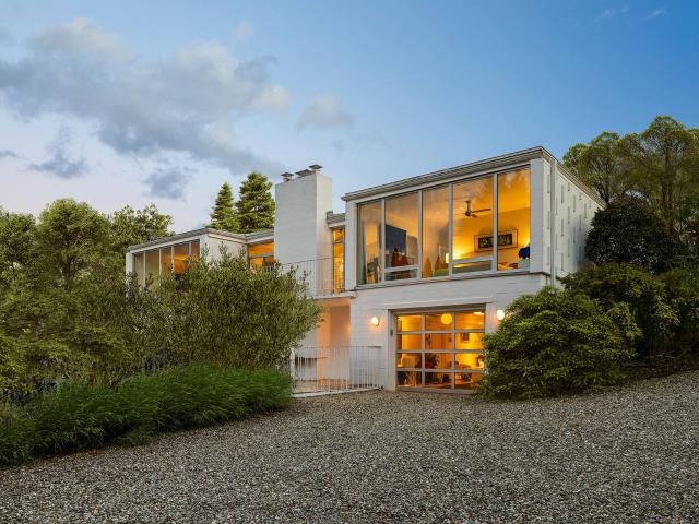 House for sale in Wainscott, New York