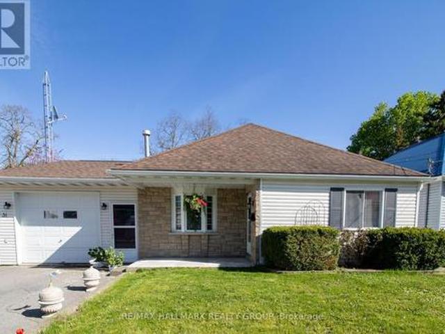 House for sale in Brockville, Ontario