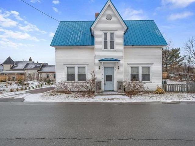 House for sale in Parrsboro, Nova Scotia