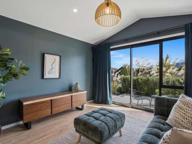 House for sale in Otakou
