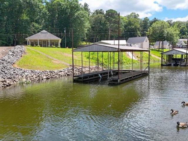House for sale in Cherokee, Alabama