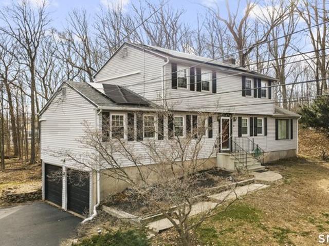 House for sale in North Haven, Connecticut