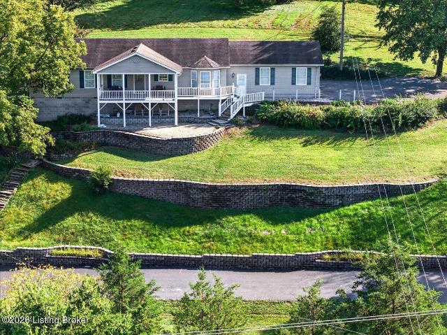 House for sale in Mount Washington, Kentucky
