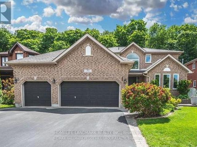 House for sale in Barrie, Ontario