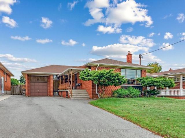 House for sale in York Centre, Toronto