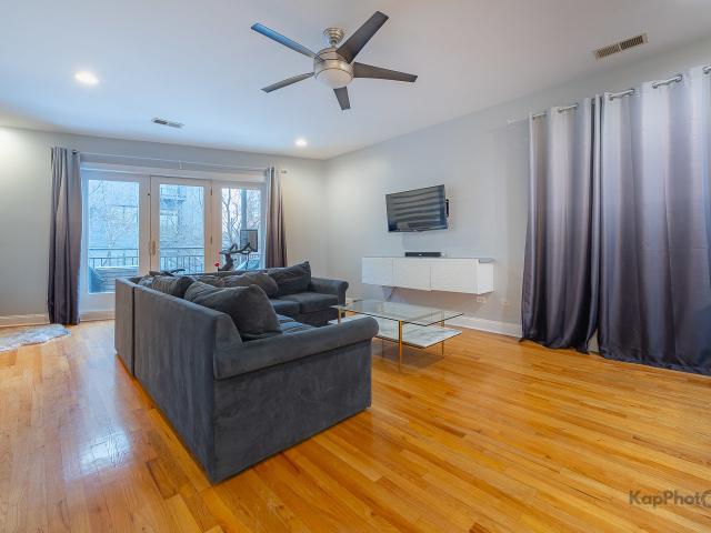 Condo for sale in Chicago Park, Illinois