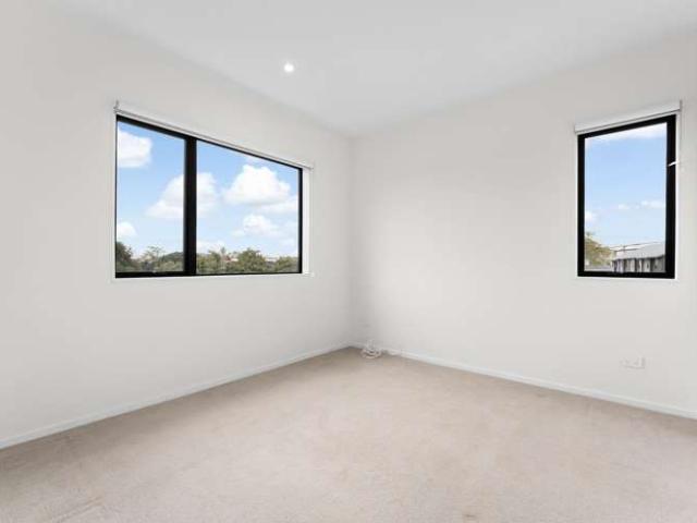 Townhouse for sale in Henderson, Henderson-Massey