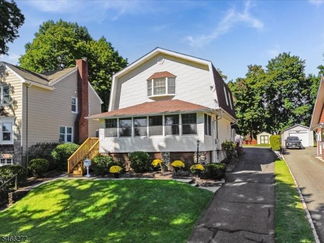 House for sale in Caldwell, Essex County