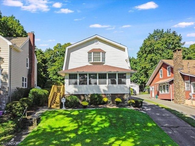 House for sale in Caldwell, Essex County