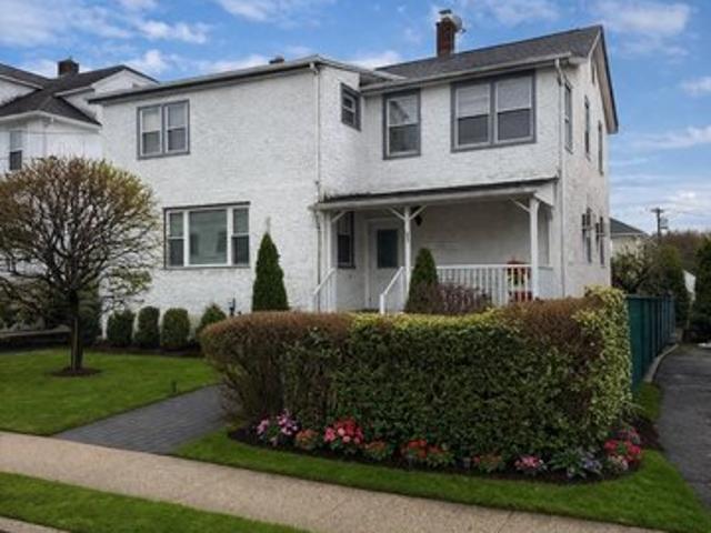 House for sale in Harrison, New York