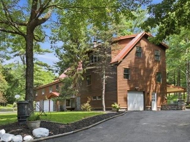 House for sale in Acra, New York