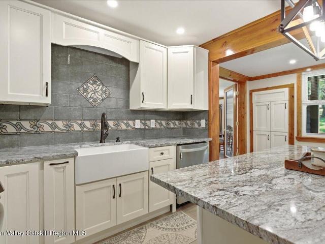 House for sale in Acra, New York