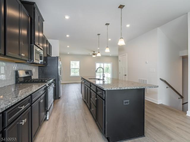 Townhouse for sale in Budd Lake, New Jersey