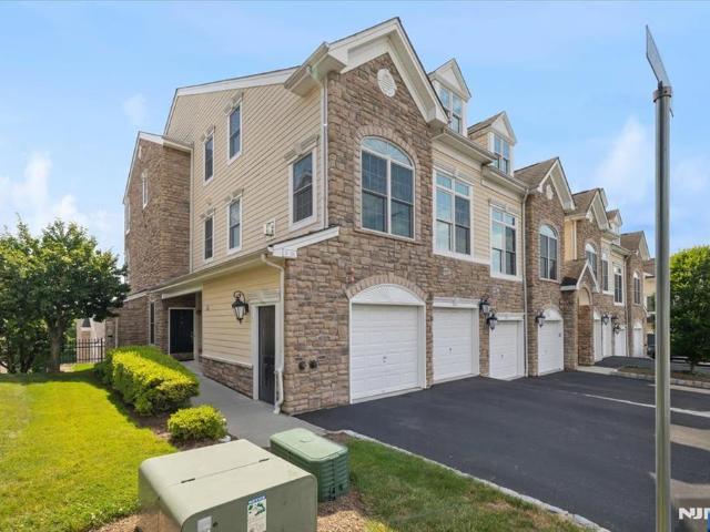 Townhouse for sale in Montvale, New Jersey