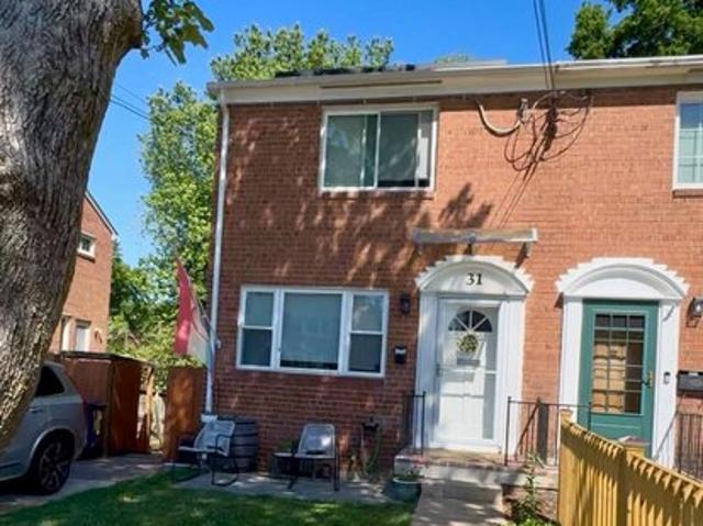 Townhouse for sale in Virginia