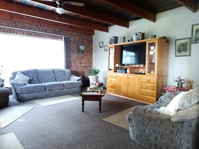 Farm for sale in Waterkloof, Gauteng
