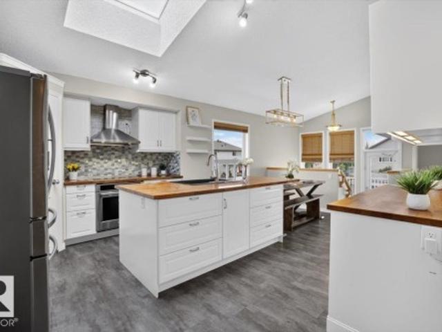 House for sale in Spruce Grove, Alberta