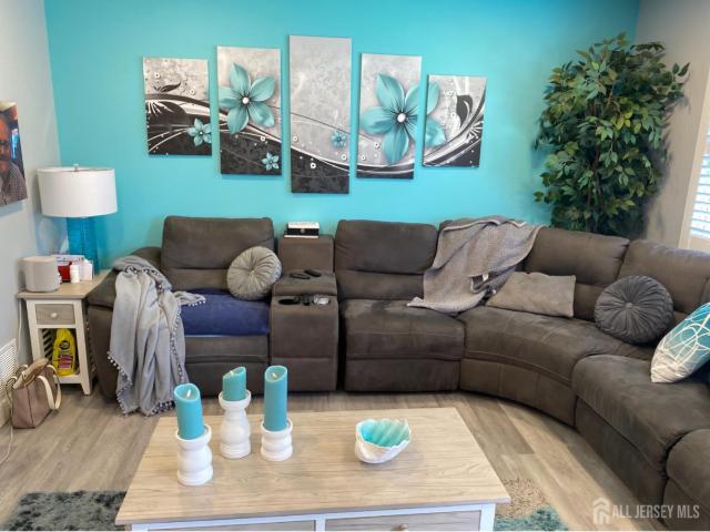 Condo for sale in Cliffwood, New Jersey