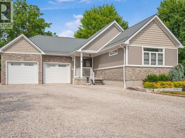 House for sale in Chatham–kent, Ontario
