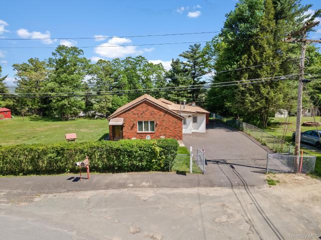 House for sale in Bloomingburg, New York