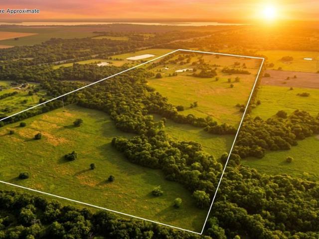 Property for sale in Navarro, Texas