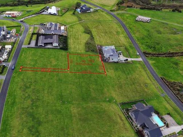 Land for sale in Whangaparaoa