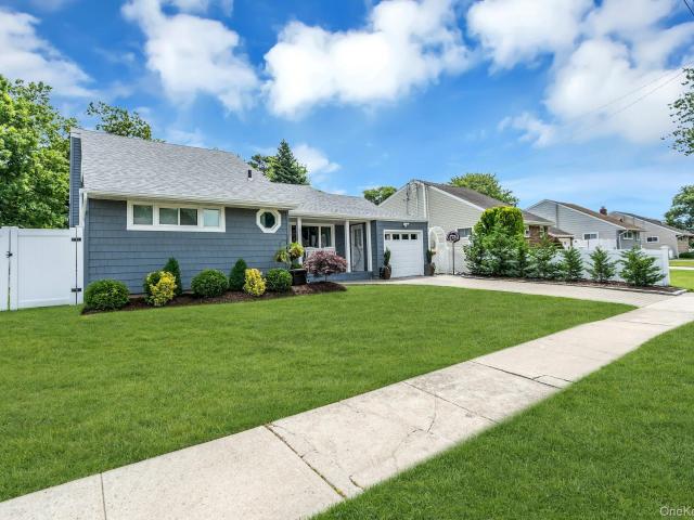 House for sale in Babylon, New York