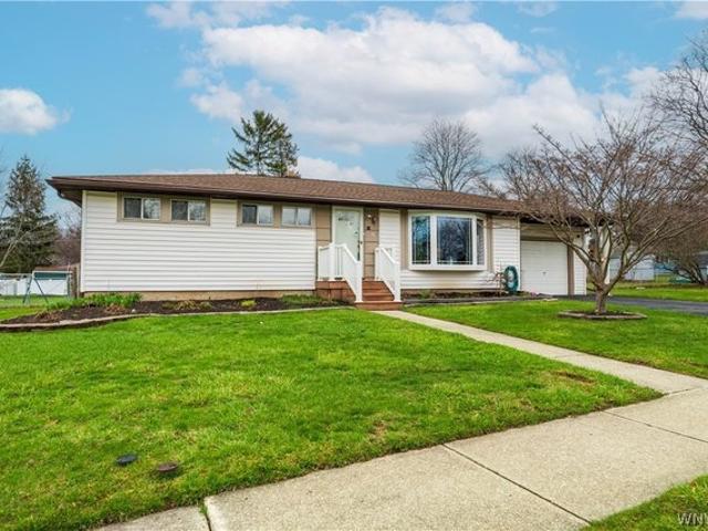 House for sale in Niagara, New York