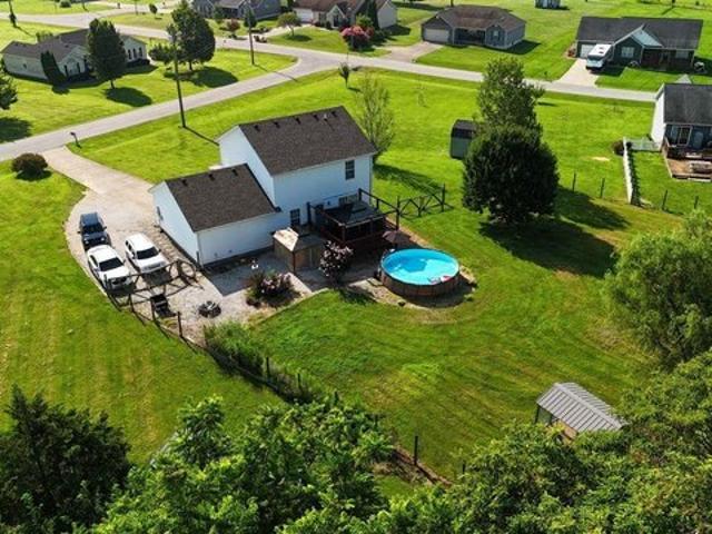 House for sale in Cecilia, Kentucky
