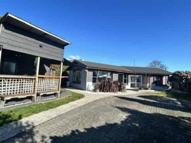House for rent in Otakou