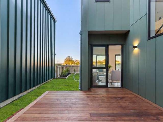 House for sale in Awhitu