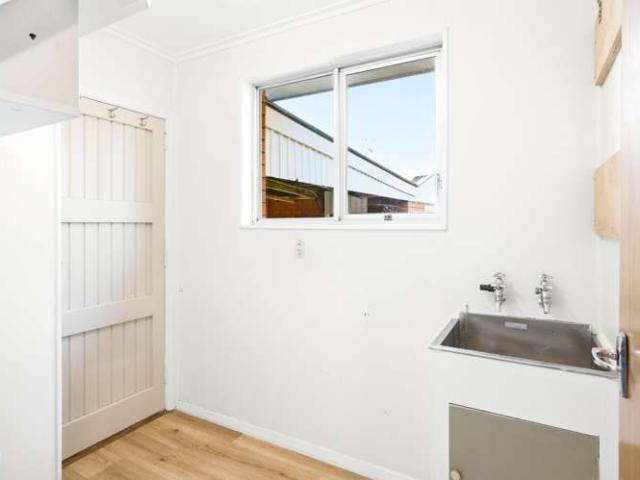 House for sale in Otakou