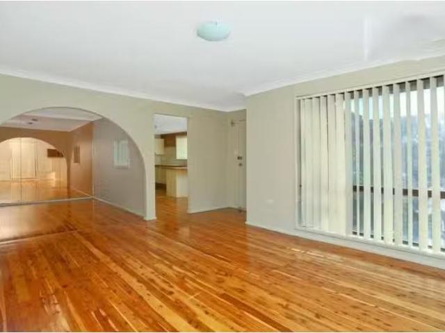 House for rent in Acacia Gardens