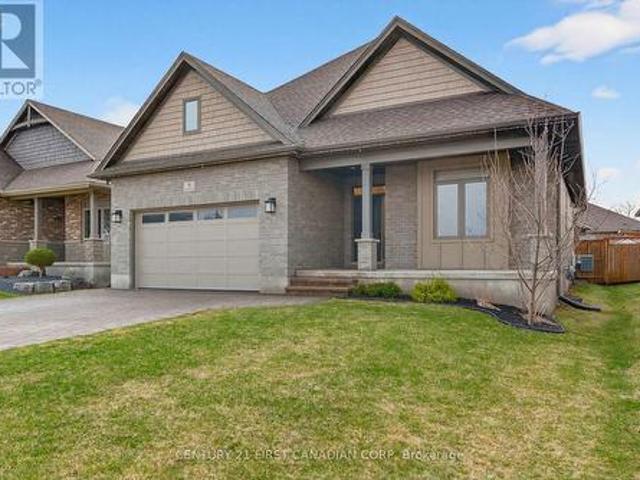 House for sale in Strathroy-caradoc, Ontario