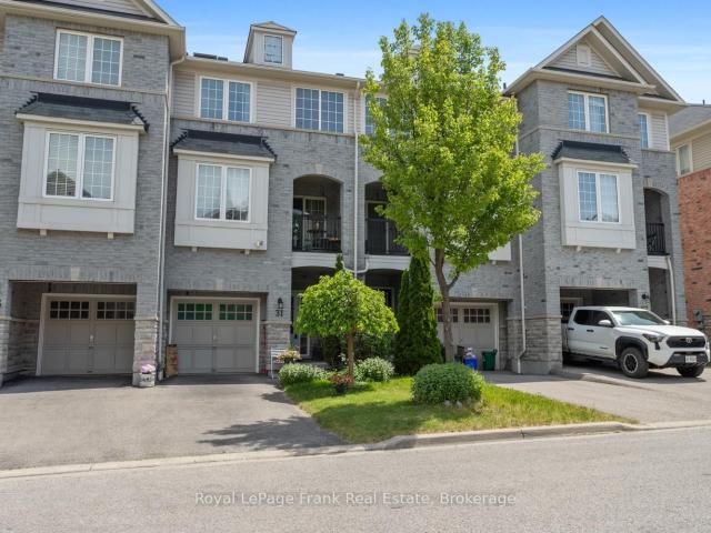 Townhouse for sale in Woburn, Ontario