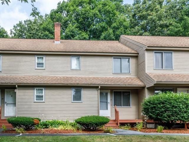 Townhouse for rent in Leominster, Massachusetts